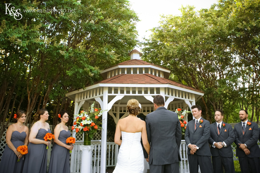 weddings_at_tribute_golf_course-37 Mark and Deena's Wedding at The Tribute Golf Course | Dallas Wedding Photographers | K & S Photography